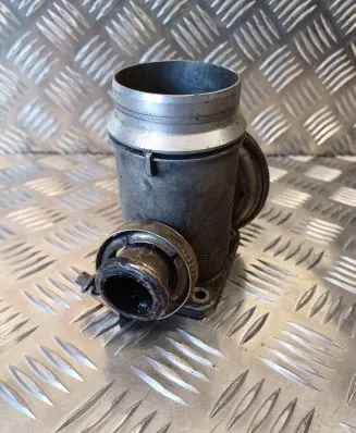 BMW 3 E46 EGR valve 7789999