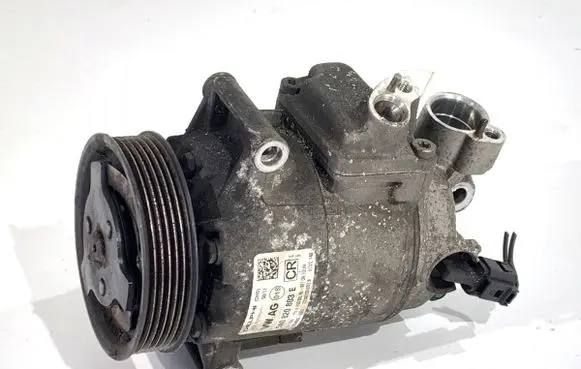 Volkswagen PASSAT B7 Air conditioning (A/C) compressor (pump) 5N0820803E