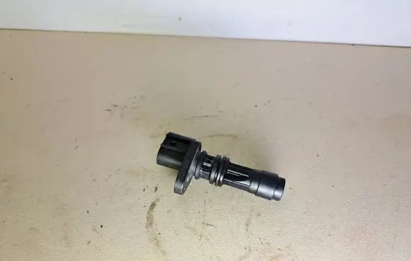 Nissan Navara D40 Camshaft position sensor 949979170
