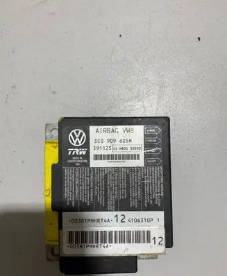 Volkswagen PASSAT B6 Airbag control unit/module 3C0909605M 391125 H031S2522