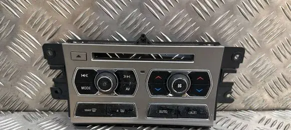 Jaguar XF X250 Climate control unit CX2318C858DD 130514A