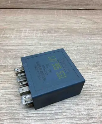 Volkswagen PASSAT B5.5 Other relay 1J0955531