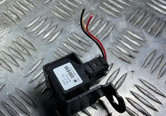 Volvo S80 Airbag deployment crash/impact sensor 8691735