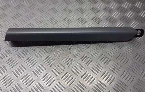 Opel Astra H Dashboard lower bottom trim panel 13116934