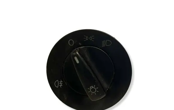 Volkswagen Golf IV Light switch 1C0941531
