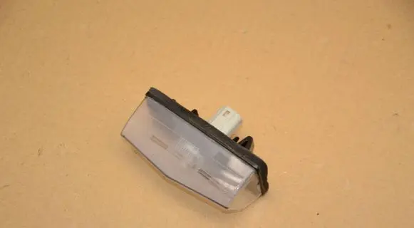 Toyota RAV 4 (XA40) Number plate light 8127153011 11246
