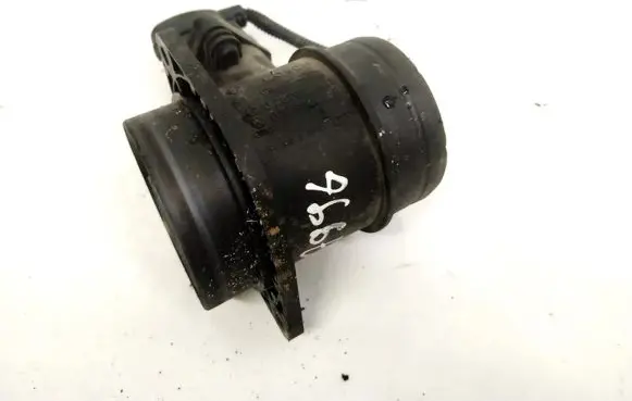 Skoda Octavia Mk2 (1Z) Mass air flow meter 0281002531 038906461B