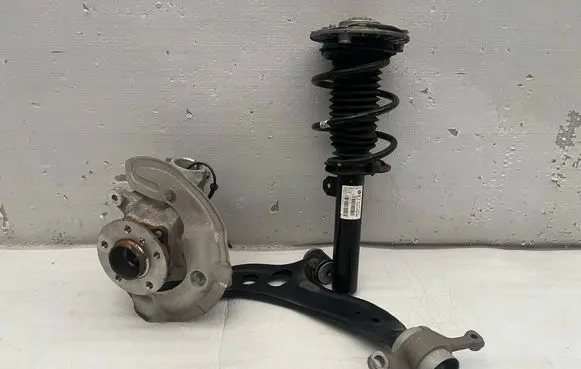 Mini One - Cooper F56 F55 Front wheel hub 6876643