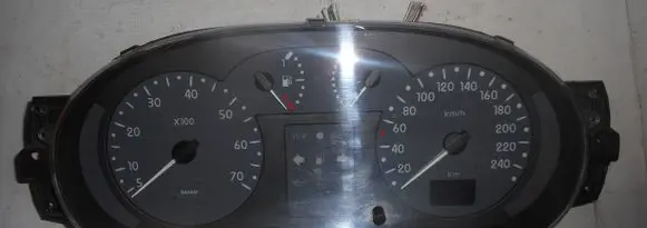 Renault Clio II Speedometer (instrument cluster) P7700428504