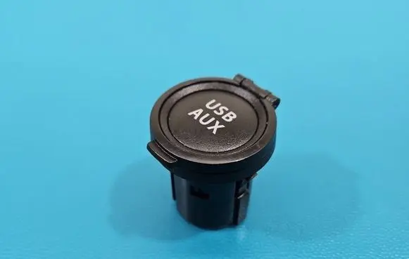 Suzuki Swift III USB socket connector IMPRK1602882