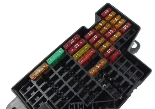 Volkswagen PASSAT B7 Fuse module 3C1941823