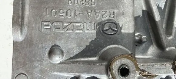 Mazda 6 Timing chain cover R2AA10501