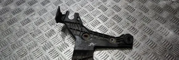 Volvo S60 Air filter cleaner box bracket assembly 30636575