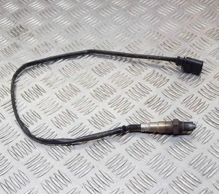 Volkswagen Golf VII Lambda probe sensor 06K906262Q 0258010389