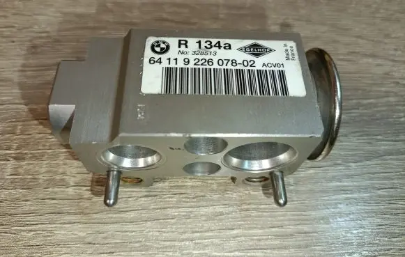 BMW X3 F25 Air conditioning (A/C) expansion valve 9226078 64119226078