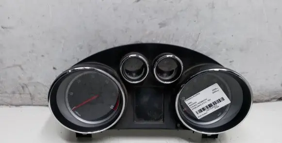 Opel Insignia A Speedometer (instrument cluster) 12844140