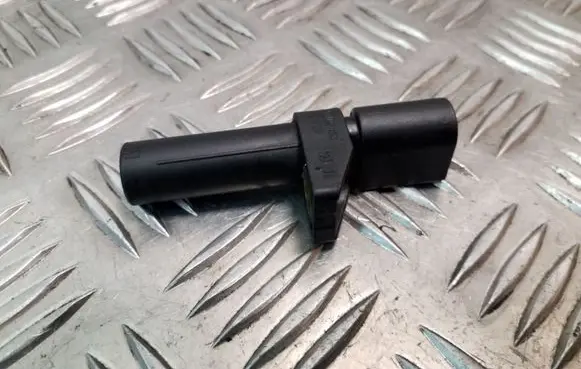 Mercedes-Benz E W212 Crankshaft position sensor A0031532828