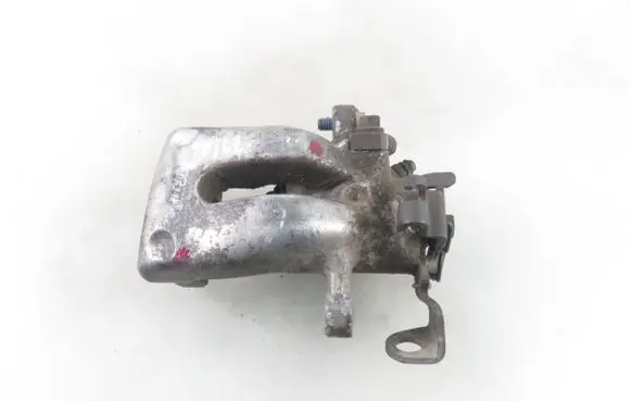 Opel Zafira B Rear brake caliper