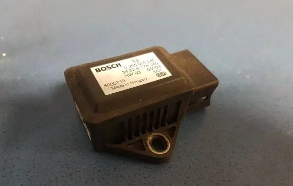 BMW 7 E65 E66 ESP acceleration yaw rate sensor 0265005285 5005719