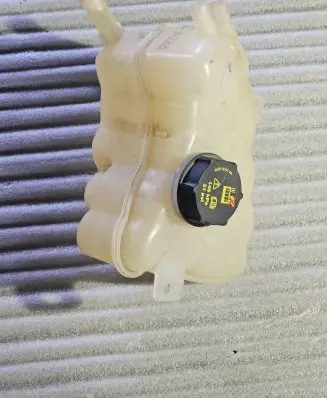 Ford Fusion II Coolant expansion tank/reservoir DG938A080AD DG938101AA