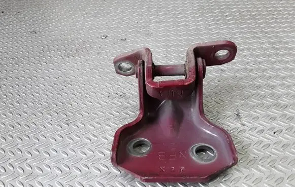 Subaru Forester SG Front door lower hinge 