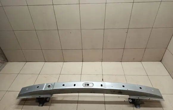 Opel Vivaro Front bumper cross member
