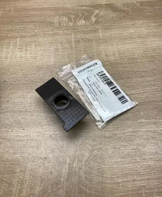 Volkswagen Tiguan Front parking sensor holder (PDC) 5N0919494G