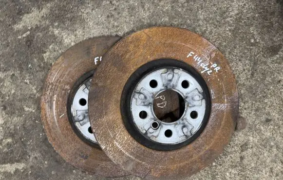 BMW 2 F44 Front brake disc BGU