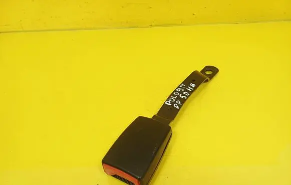 Volkswagen Polo IV 9N3 Front seatbelt buckle 6Q0857756D