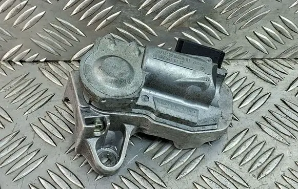 Mercedes-Benz Sprinter W906 Steering wheel lock A0375456132