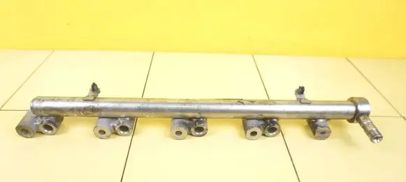 Ford Galaxy Fuel line pipe BB5E9F797BC 22SP2