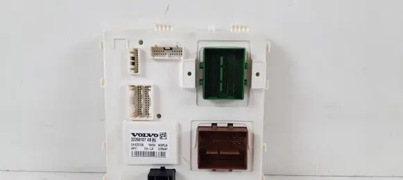 Volvo XC90 Comfort/convenience module 32268107