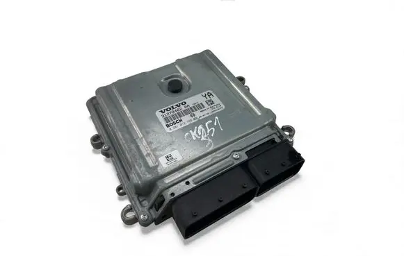 Volvo V70 Engine control unit/module ECU 31272462AA 0281012765