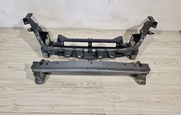 Maserati Levante Top upper radiator support slam panel