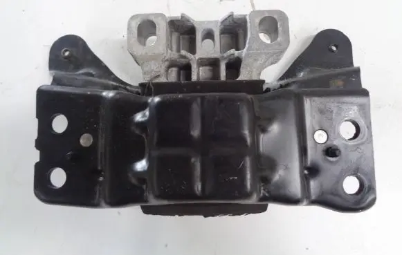 Skoda Octavia Mk3 (5E) Engine mount bracket 5Q0199555BG 22052018 X44AAP1GG42TSA