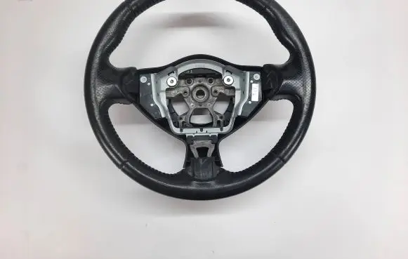 Nissan Juke I F15 Steering wheel
