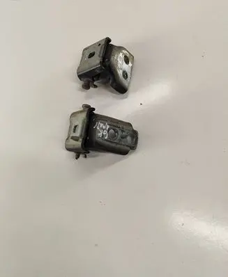 Rear door hinge set