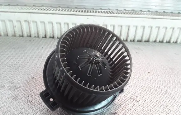 Mazda MPV Heater fan/blower 1940001270