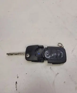 Audi A3 S3 8L Ignition key/card 4D0837231N