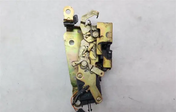 Smart ForTwo I Front door lock