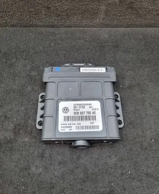 Audi Q7 4L Gearbox control unit/module 0C8927750AE