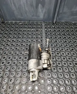 Mercedes-Benz ML W166 Starter motor A6429061000 20170405 0001149412