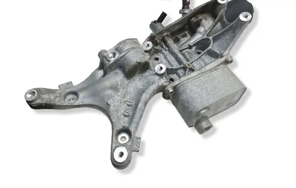 Audi Q5 SQ5 Oil filter mounting bracket 06L903143D
