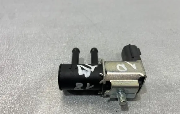 Suzuki SX4 S-Cross Vacuum valve K5T48596
