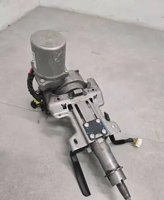Steering wheel axle set
