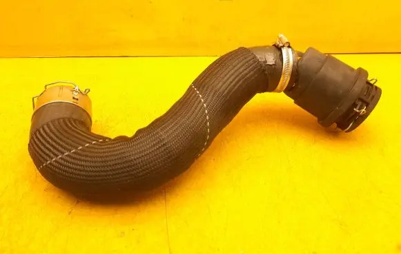 Peugeot 3008 III Engine coolant pipe/hose 9844063080