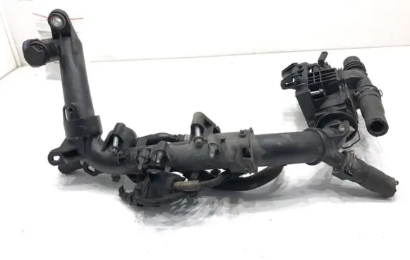 Peugeot 3008 II Engine coolant pipe/hose