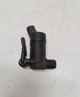 Volvo V70 Windscreen/windshield washer pump