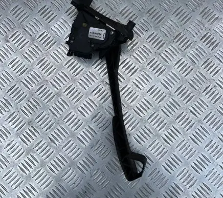 Volvo S80 Accelerator throttle pedal 30666659