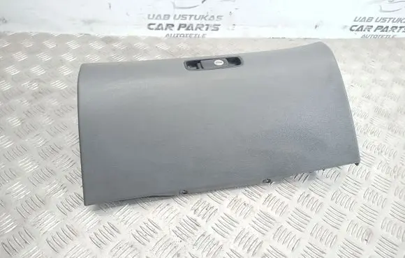 Rover 620 Glove box lid/cover 